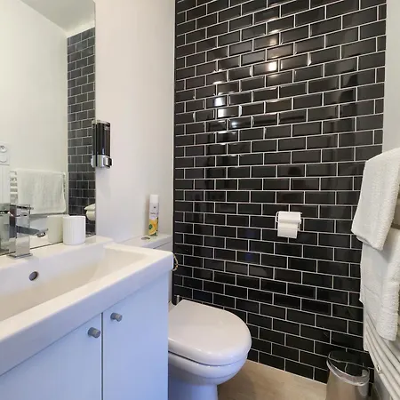 L'annunzio De * Pessac